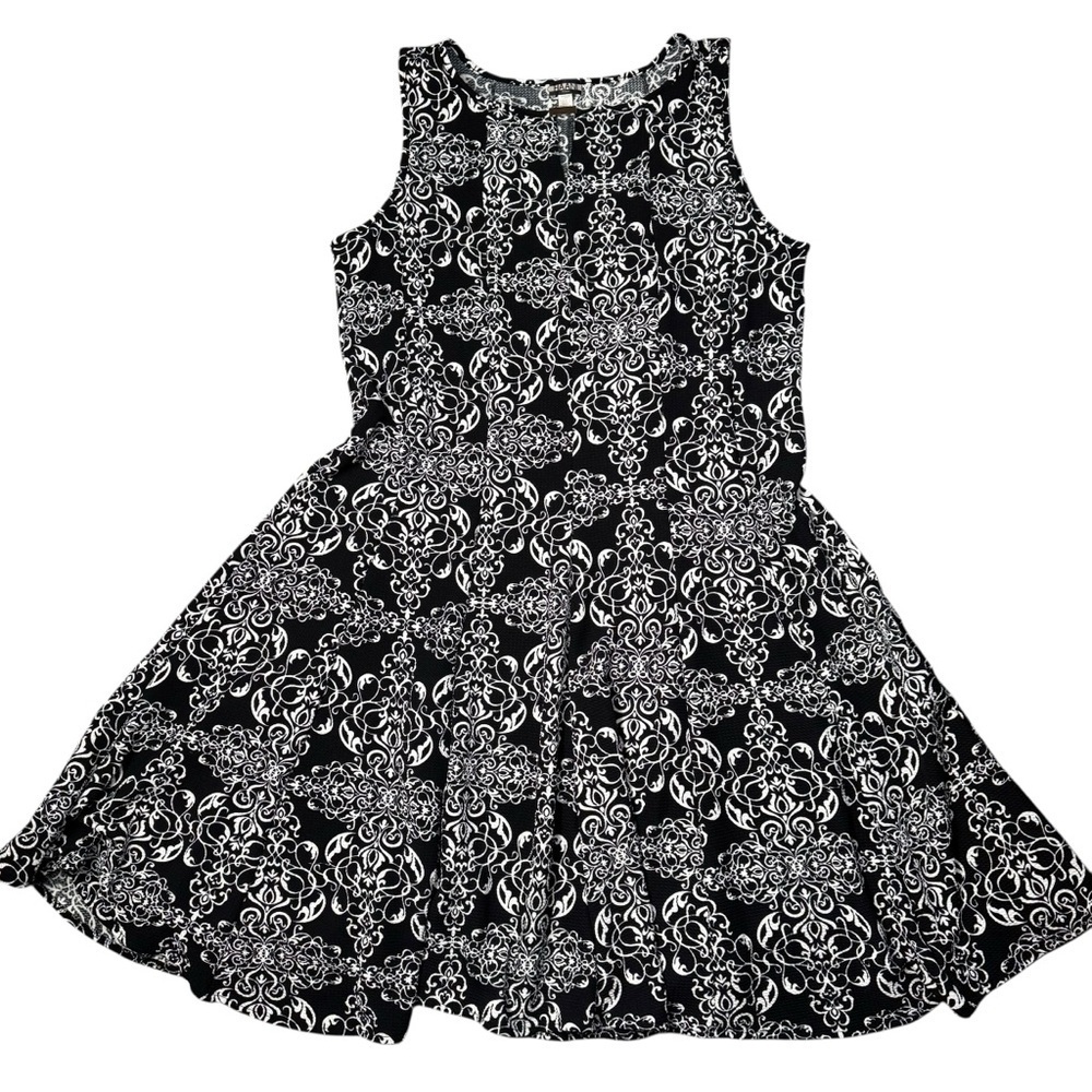 Haani Black White Floral Sleeveless Dress Size 3X
